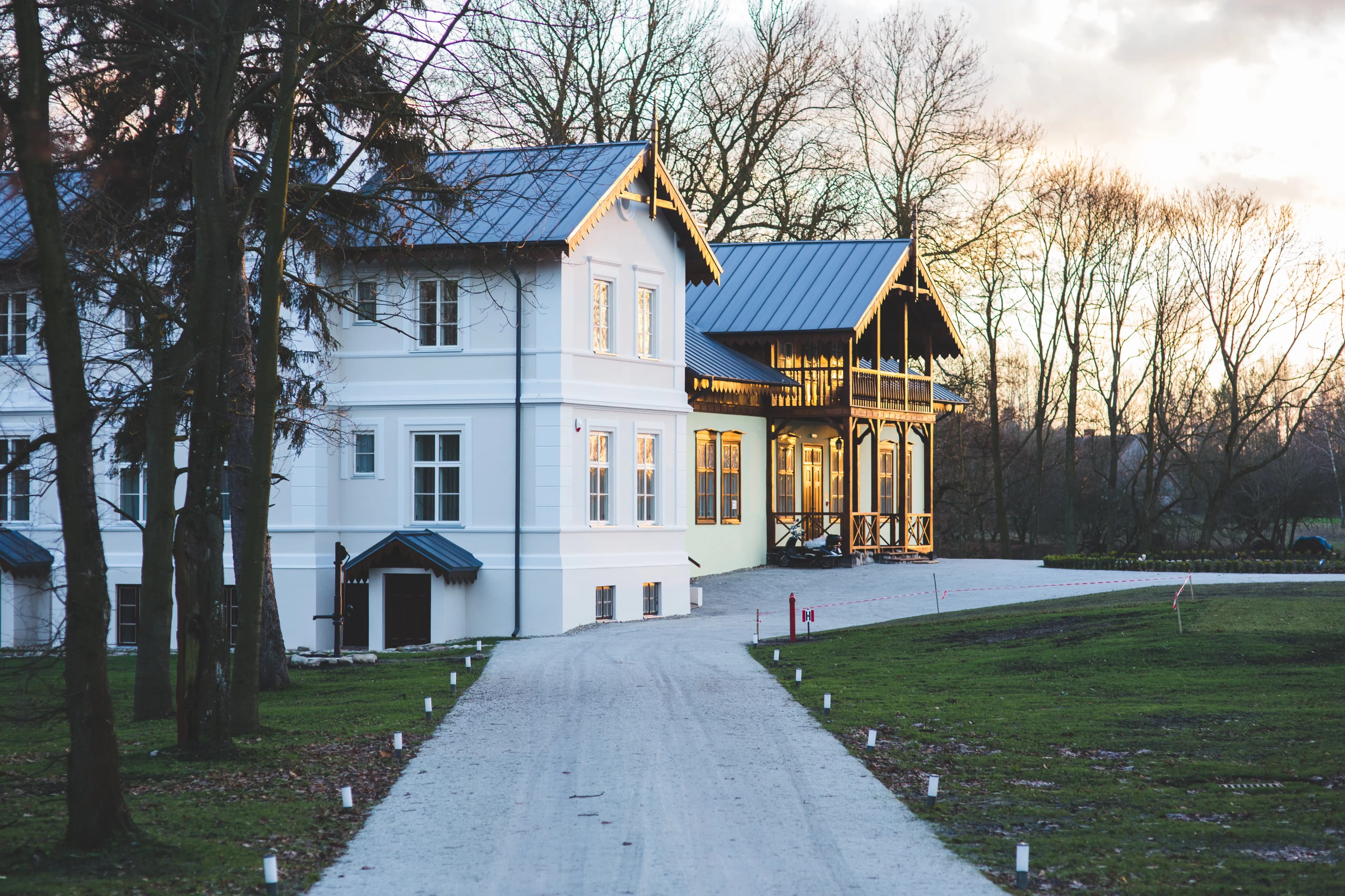 featured houses